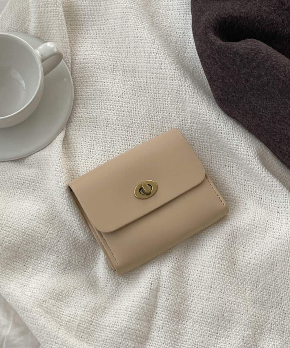 Classic Buckle Leather Card Wallet