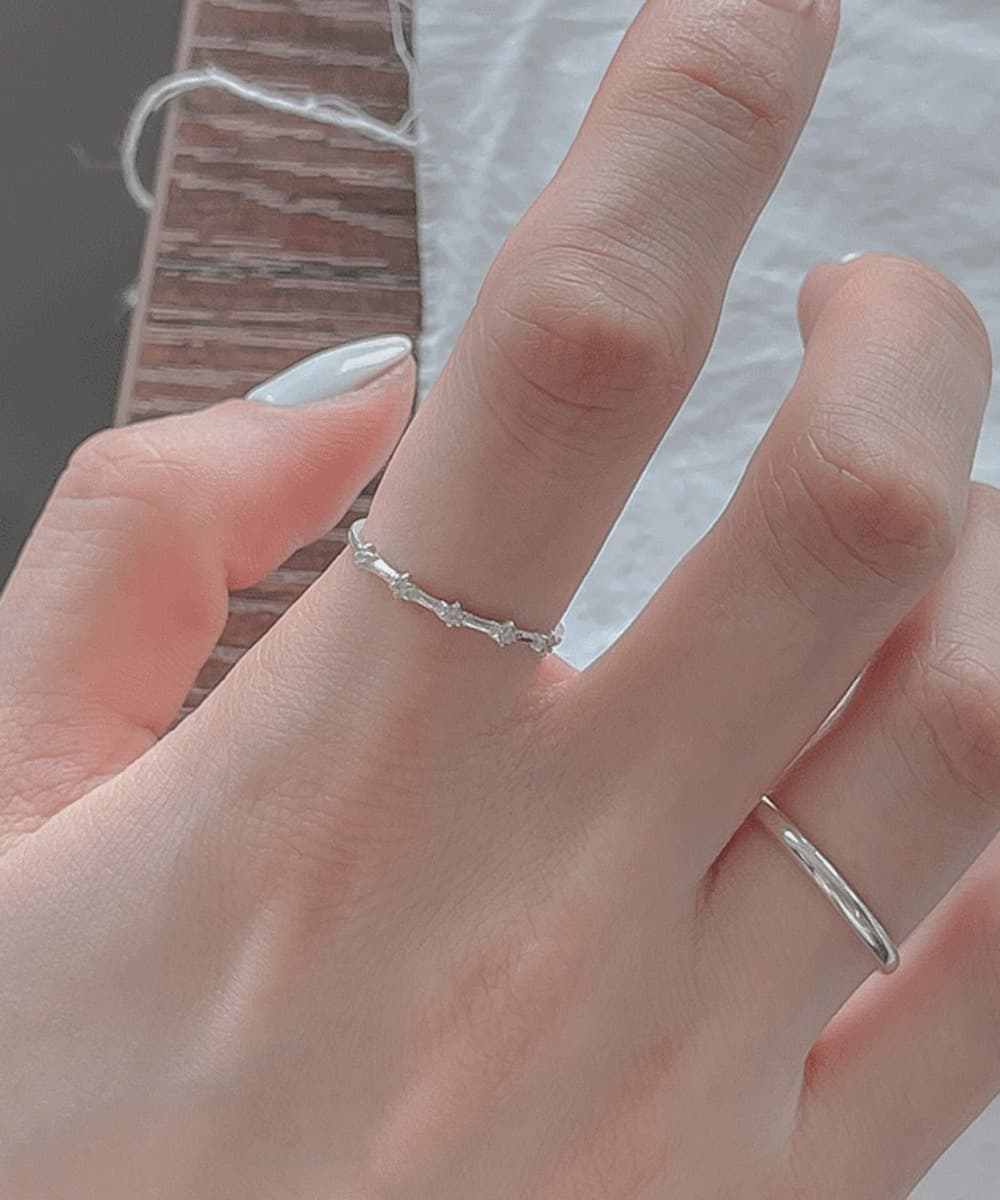 White Dot Stone 925 Silver Ring