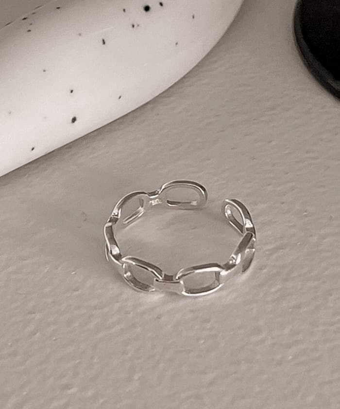 Chain Band Adjustable Ring In Silver 925