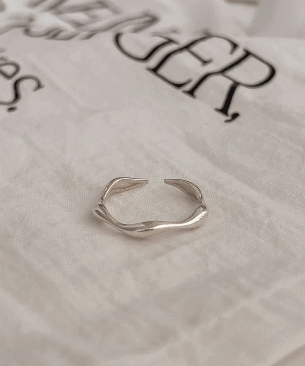 Calm Wave Open Ring