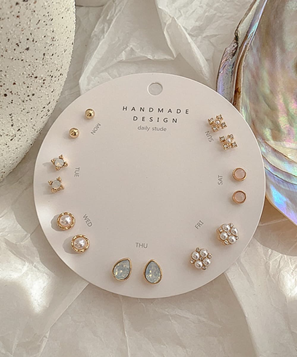 Pastel Weekly Earrings Set (titanium Post)